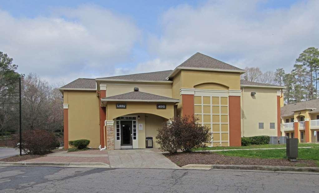 Suburban Studios Raleigh - Crabtree Valley Экстерьер фото
