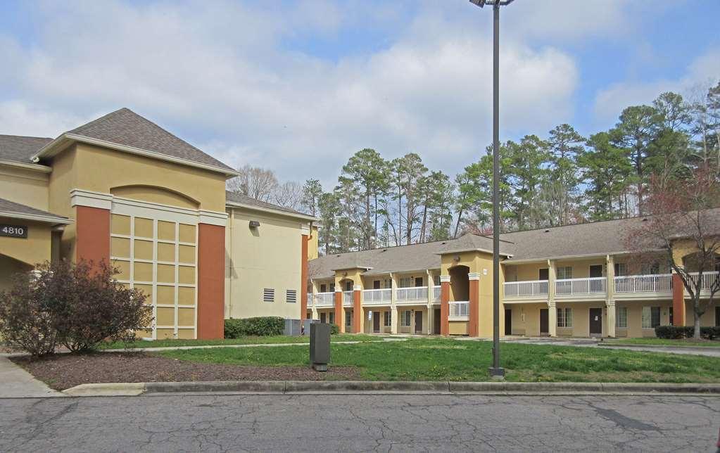 Suburban Studios Raleigh - Crabtree Valley Экстерьер фото
