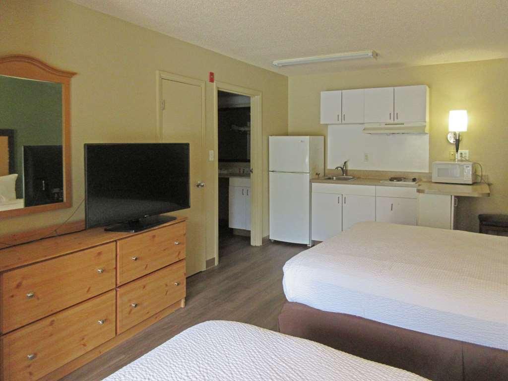 Suburban Studios Raleigh - Crabtree Valley Номер фото